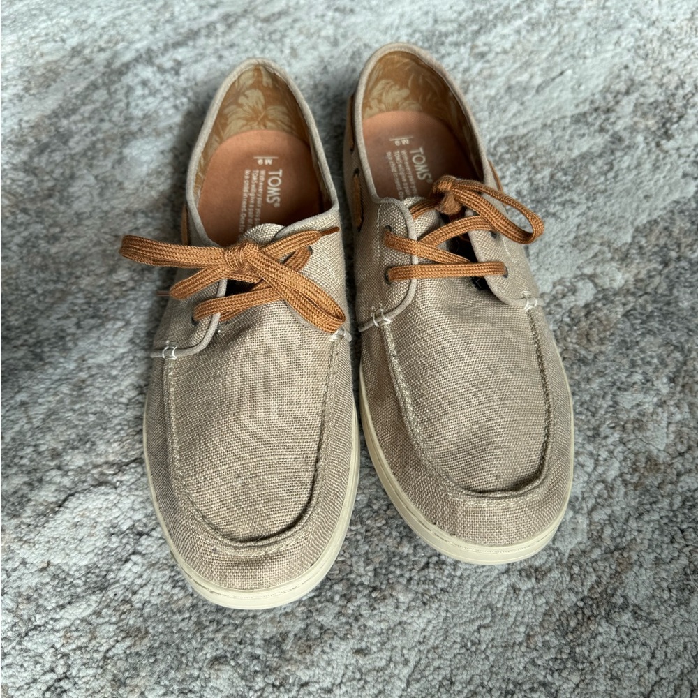 Toms Mens Culver Canvas Loafer Boat shoe.